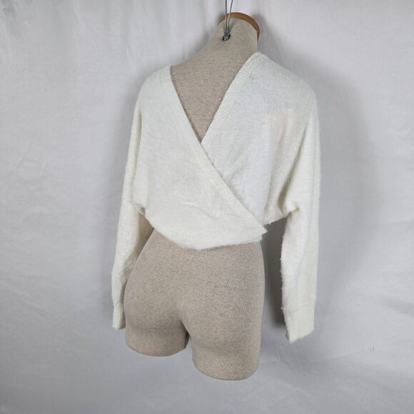 Shein Bae Blouse Women's S Off White Wrap Crossover Long Sleeve Soft Fuzzy NWT - Picture 10 of 11